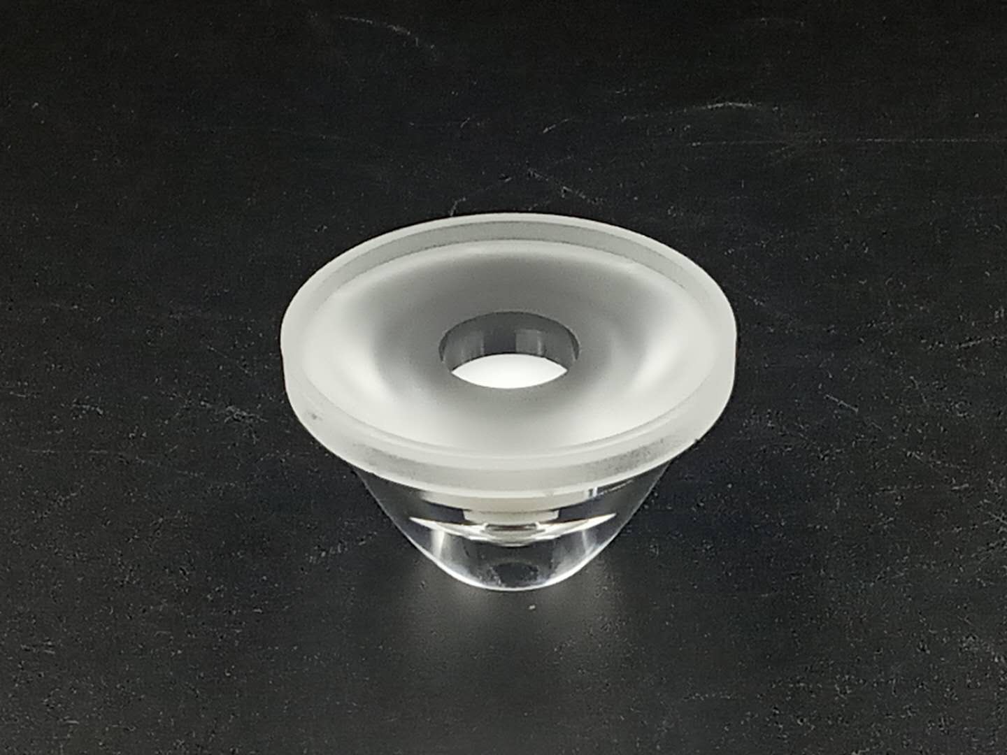 洗墻燈透鏡的角度之分以及頭鏡面種類(lèi)